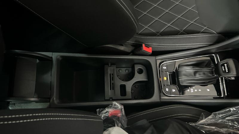 Skoda KAROQ Photo cohere-2f58707dd5ba9bc0e76f2f04aeaf50d3b7756657.jpg