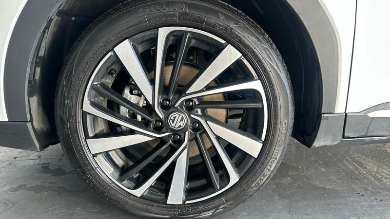 MG ZS Hybrid+ Photo cohere-2f69b7a8cc4345321329733673d3bf70e5152645.jpg