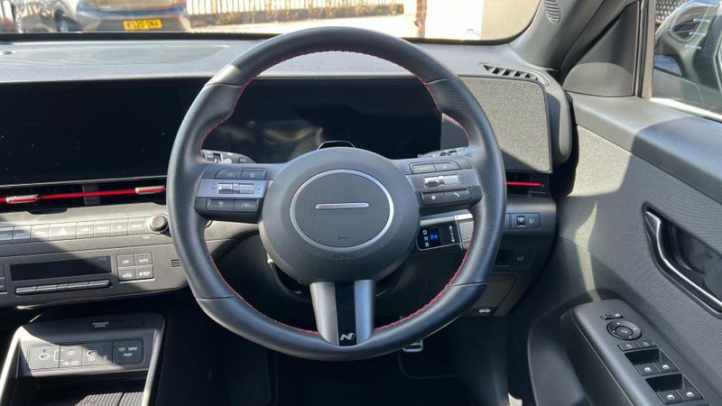 Hyundai KONA Photo cohere-2f6da3f7554343af90295a1e8eeaf0913d548c64.jpg