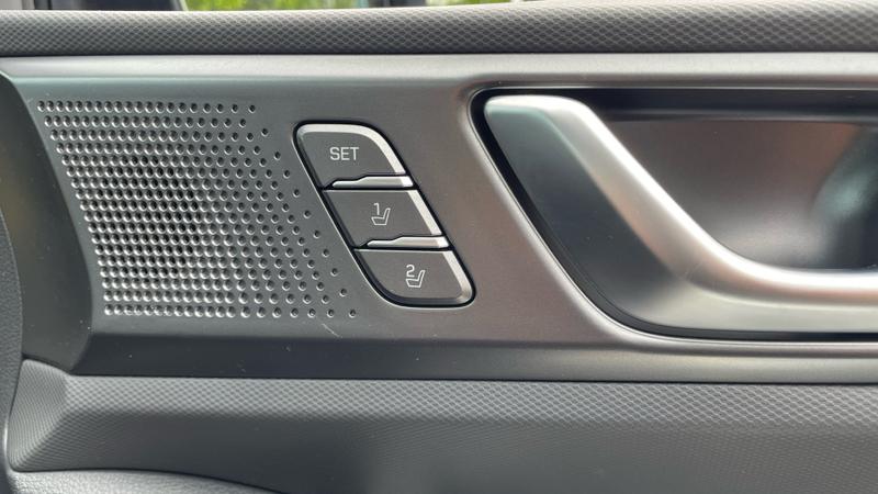 Hyundai IONIQ Photo cohere-2f81d2741a395f7db8b9a7b337c9c57ae0381a5e.jpg
