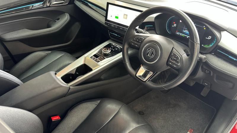 MG MG5 Photo cohere-2fddc15d4cffb8c32e3f5dc21a7c4b6446d0ddf4.jpg