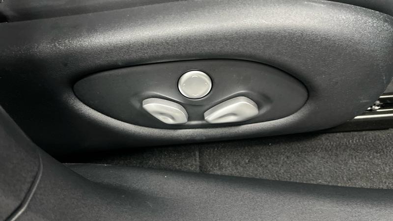 MG IM6 Photo cohere-2ffed2361e305a0706b511600c98b7dd5c8a64d4.jpg