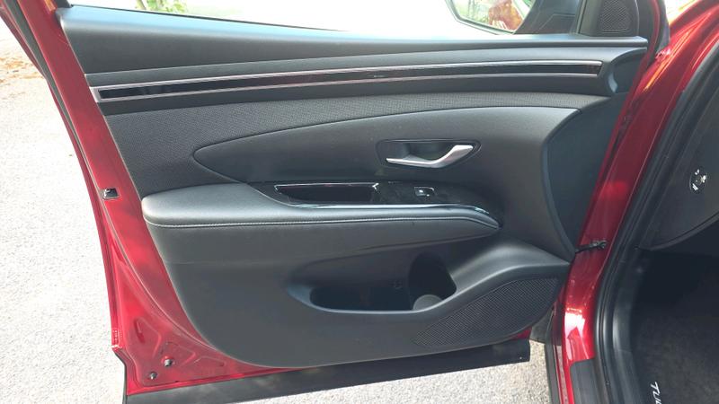 Hyundai TUCSON Photo cohere-300192d41192ff7d387d0da77cb3dfbc3d982141.jpg