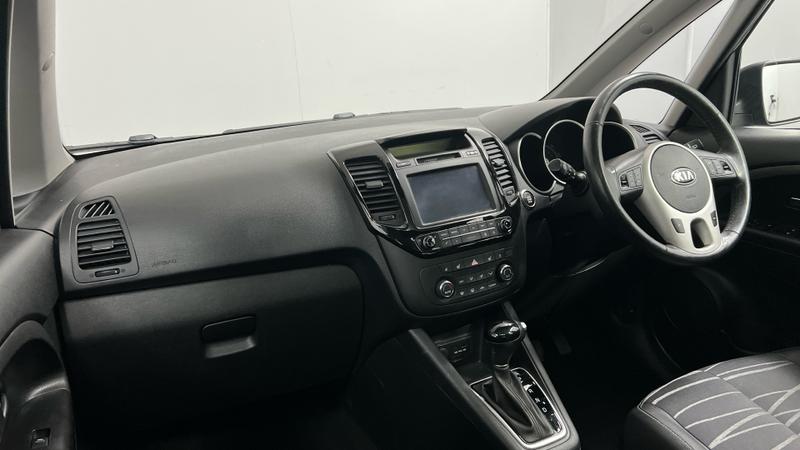 Kia Venga Photo cohere-31922dcb3717f16becd5116dec46f92251f6e47e.jpg