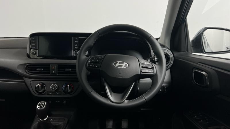 Hyundai i10 Photo cohere-31979526d1c9091754236b1cb77c0e918cbd0f7d.jpg