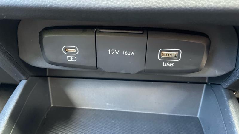 Hyundai i10 Photo cohere-343b5ad43d60b7784ed74f9d6244ce7c409d326b.jpg