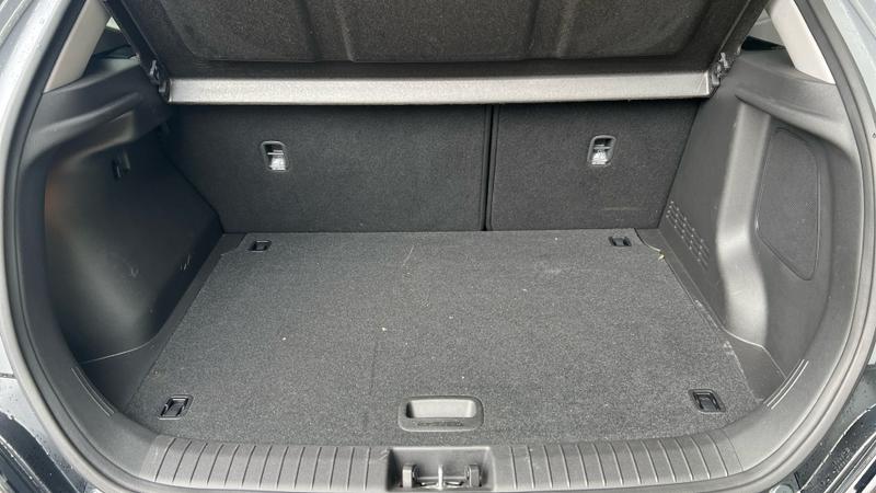 Hyundai KONA Photo cohere-351f11b3c81f606fe91c236737ef130dd1fed2ac.jpg