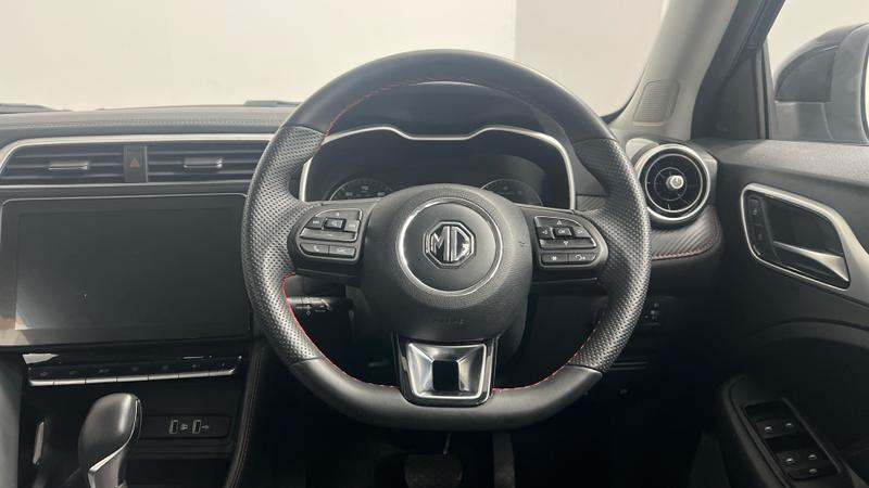 MG ZS Photo cohere-353e8599f9afb9d40213400579b1a9ed4722fbb2.jpg