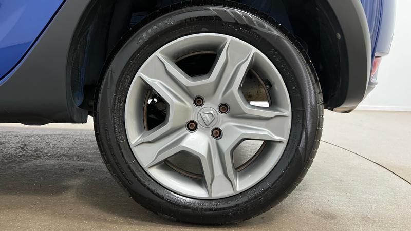 Dacia SANDERO STEPWAY Photo cohere-356f4a664aea88cde937cb3b53579c00e9207424.jpg