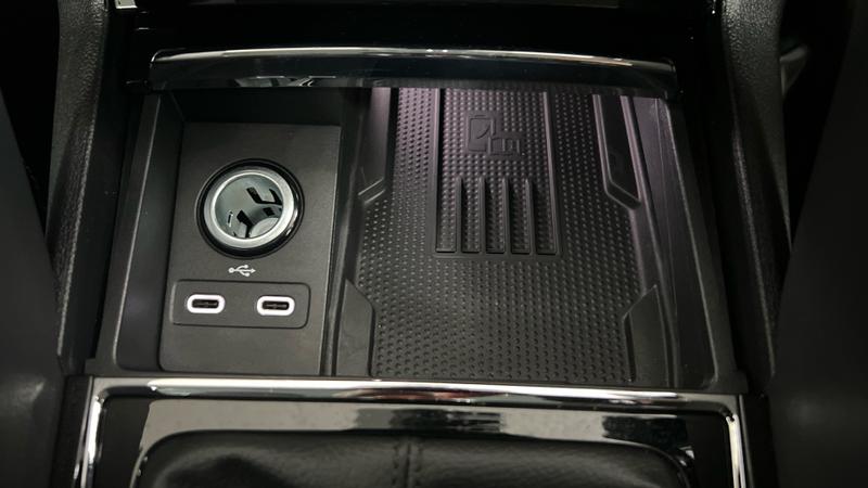 Skoda KAROQ Photo cohere-359d537ec0f3a6539ffb0b710d9b2a44e362c04a.jpg