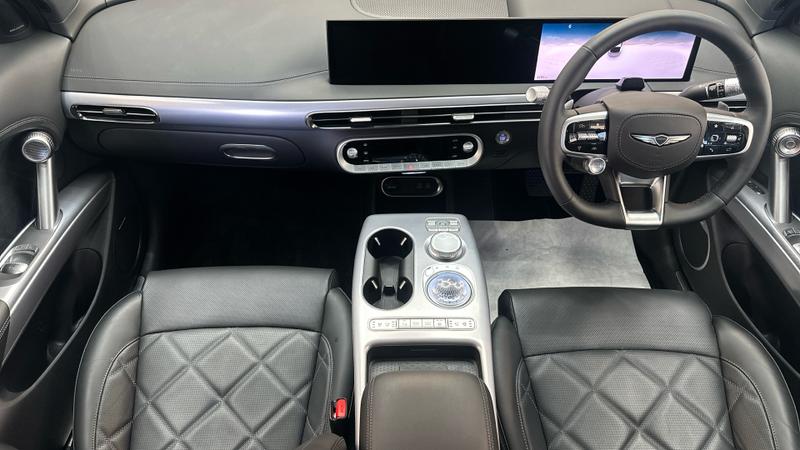 Genesis GV60 Photo cohere-35b38550dca16f26d74e5f276f617970bc76fc5e.jpg