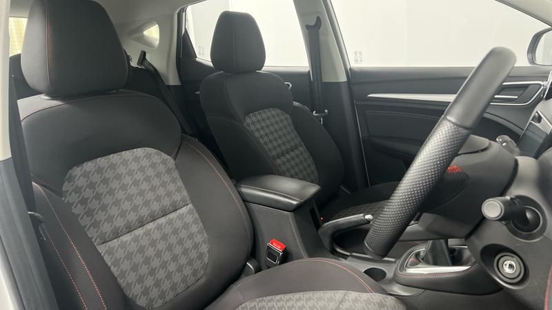 MG ZS Photo cohere-35cc062507c7af6ed2d30e0f460d3575cc2ed0d3.jpg