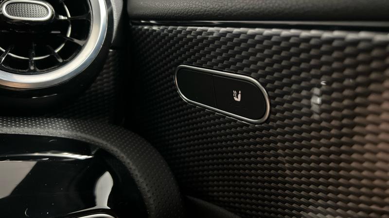 Mercedes-Benz A CLASS Photo cohere-35e740507a4067738ea9e09b67003b0c424be70b.jpg