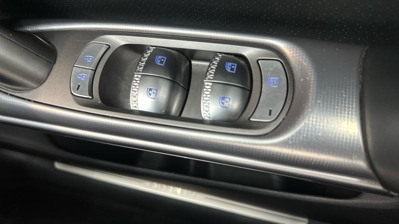 Genesis GV60 Photo cohere-35e950f916673aaaa795c9f60ec388e0bde483ea.jpg
