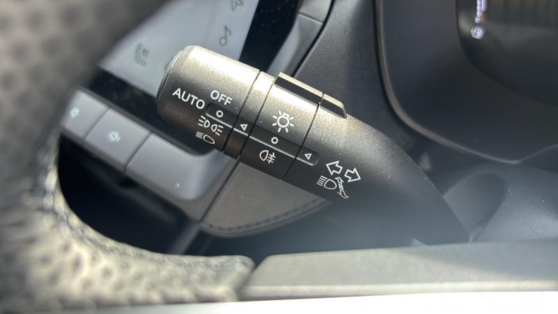 MG ZS Hybrid+ Photo cohere-35ee4f557b57d503b695697ad5987c3bdb57ef05.jpg