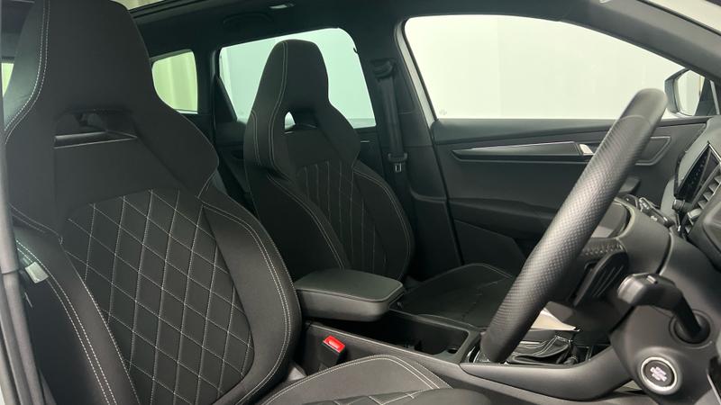 Skoda KAROQ Photo cohere-369e02300d58e75a64f6ce3bb3c8e481fabe604d.jpg