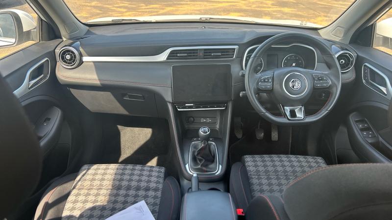 MG ZS Photo cohere-36e2c3bf28d25e3d8b98e97367fcfd8e4ec69607.jpg