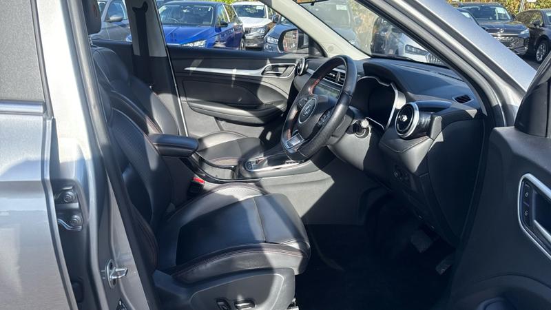 MG ZS Photo cohere-3909095a3dfbcefb75266bed182dc2363171b377.jpg