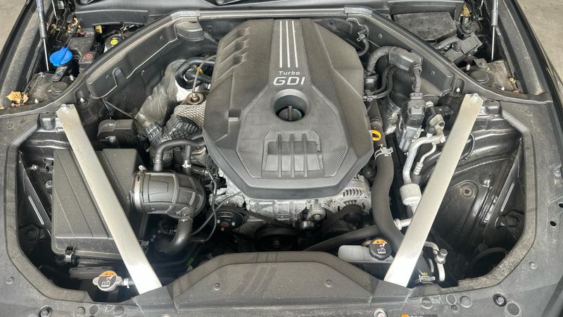 Genesis G70 Photo cohere-3988397771a91f45480a47e7502cec5c0d7f0b43.jpg