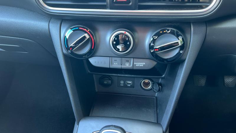 Hyundai KONA Photo cohere-39c15661df8d15105872bec760e88c0ed03d3a95.jpg