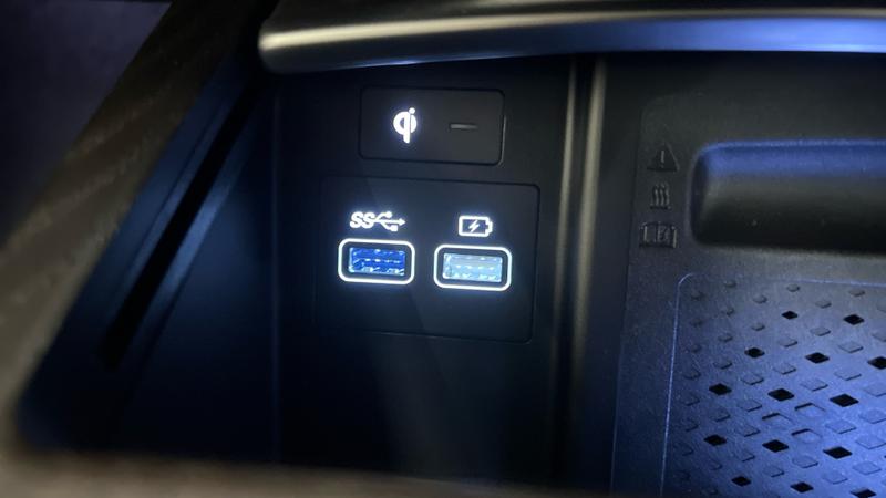 Genesis G80 Photo cohere-3a20c36c541352fa2830e30656b0db54556d3cc6.jpg