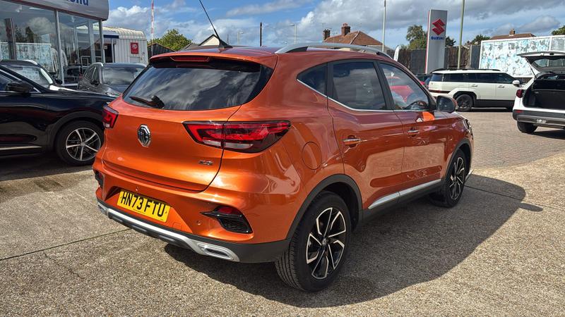 MG ZS Photo cohere-3a892028dfac8ca83104b1e6a92aeddf0bfd23c1.jpg