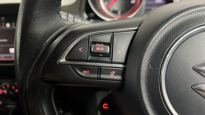 Suzuki SWIFT Photo cohere-3a8f98ab2ce0e0f7b86596dc8bb210ef374f4aca.jpg