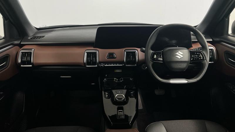 Suzuki e Vitara Photo cohere-3a9d60f0c7968c51851a1496770cdcc144ec36b3.jpg