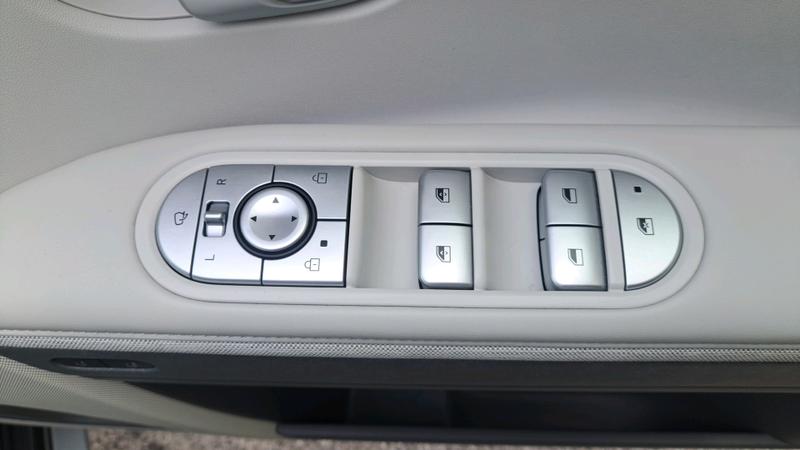 Hyundai IONIQ 5 Photo cohere-3abb7f5c7f7a3852697244b7c04a4f991e604fea.jpg