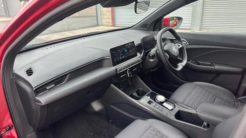 MG MG3 Hybrid+ Photo cohere-3b405fa2b57a0fa572f2f1e2a39e64b7a6070a45.jpg