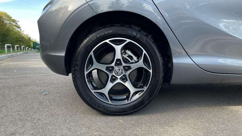 MG MG3 Hybrid+ Photo cohere-3c40facb4909b8861325792b90ffa95c933f6924.jpg