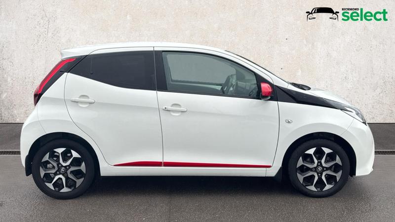 Toyota AYGO Photo cohere-3cf0187921d4cd551fd5deca54132e2dc897edf1.jpg