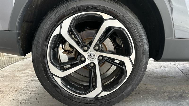 MG MG HS Photo cohere-3cfadada1740d947fbc51fff45bbb82af382e022.jpg