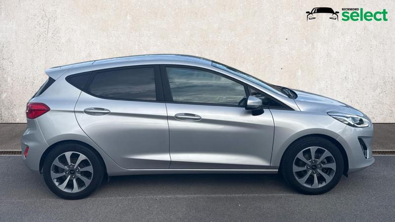 Ford Fiesta Photo cohere-3d116a8bcd43d9179b67af49d4eec57b619a3af4.jpg