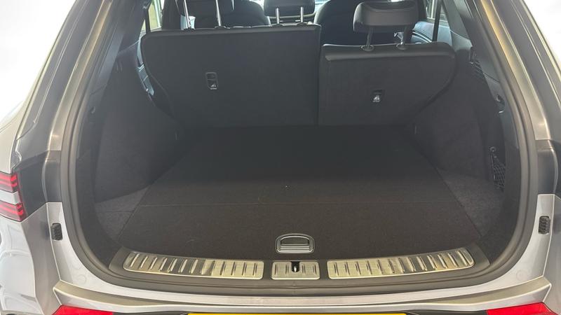 Genesis GV70 Photo cohere-3de5bd757a789757cfb4190d774f7b71827f3f69.jpg