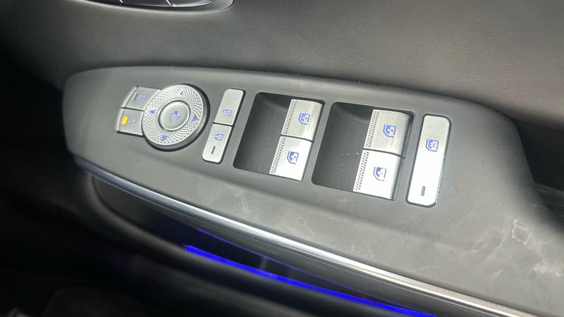 Genesis GV70 Photo cohere-3dedd4285f3b626f0a8ee1e1d608ebb3f9d065f2.jpg