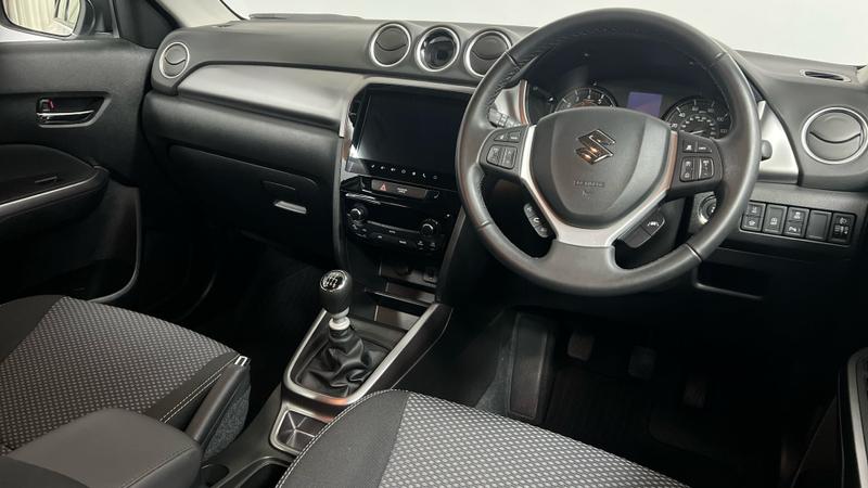 Suzuki VITARA Photo cohere-3e110c09dfa9beb1f7a3b23b5aed0b1cd42a615f.jpg