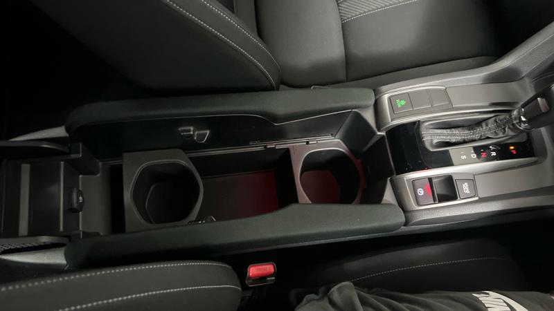 Honda Civic Photo cohere-3e364a8b134fc6461b84b1b1e1e0bdb32e6fe3fa.jpg