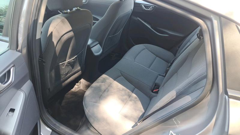 Hyundai IONIQ Photo cohere-3ea72e33eb1c5a5bdd21eb87b7ff862c78c8a7f6.jpg