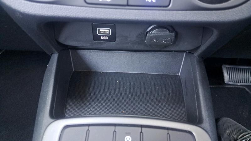 Hyundai i10 Photo cohere-3eefe1a0252e6bdd3baddd0c53c5c7cbc96814df.jpg
