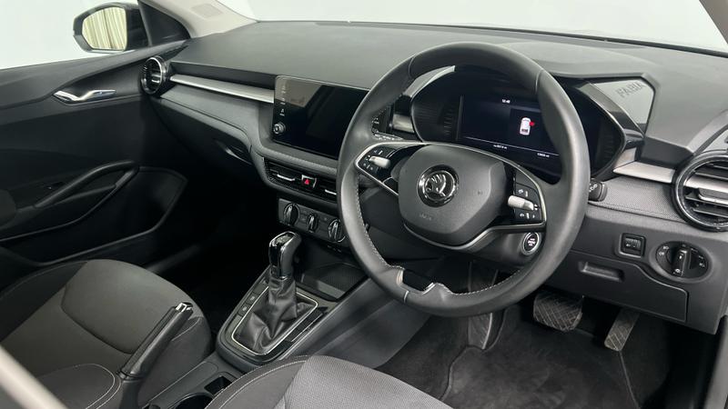 Skoda FABIA Photo cohere-3f55dfab1bd46af15b8d8f2c67e9ed9a4b9940ad.jpg