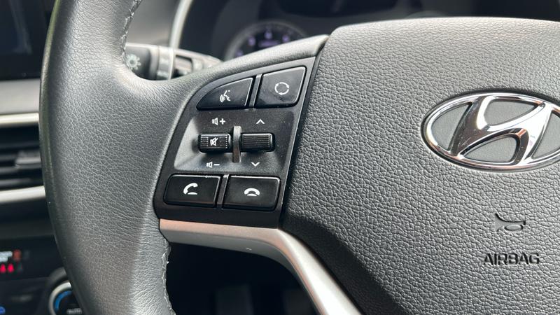Hyundai TUCSON Photo cohere-3f5f2ea1f67804aaff7b9971fdfa4d003d5815a7.jpg