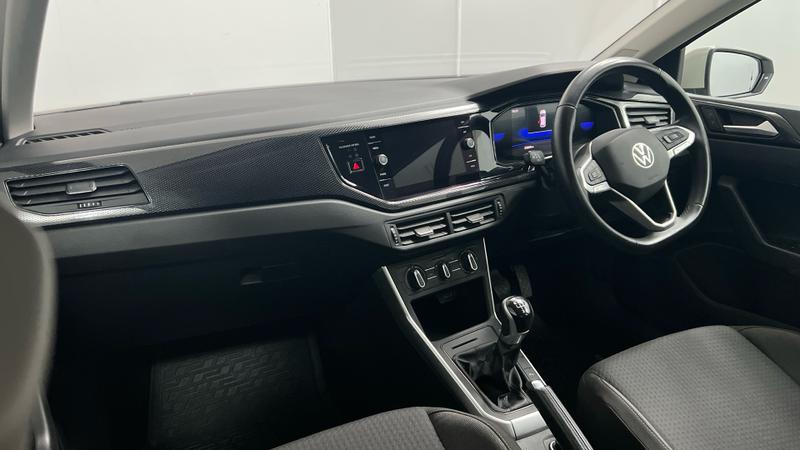 Volkswagen Polo Photo cohere-3ffbc07438d05b1183c9c8f14e1f5595e7cd243c.jpg
