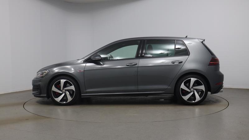 Volkswagen GOLF Photo cohere-40119cd0df73a8b818336a868bb84c92e1048e48.jpg