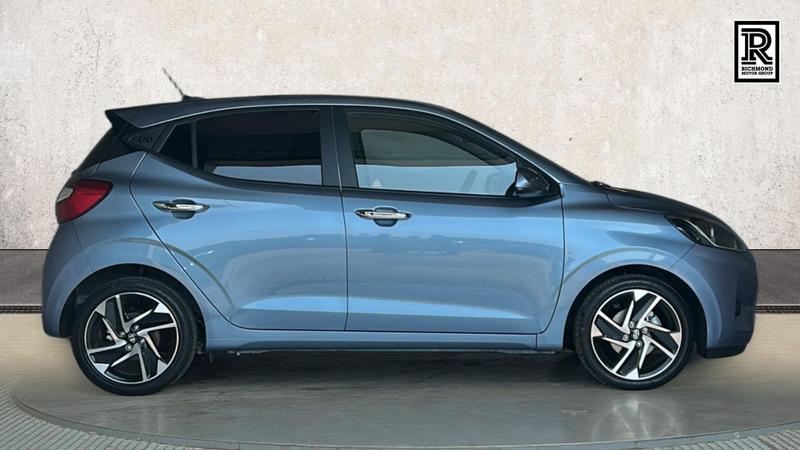 Hyundai i10 Photo cohere-4042bcdb9bc953b4e1dbf9f24879150c48206d6e.jpg