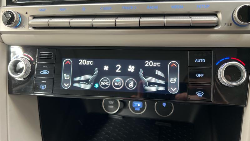 Genesis G70 Photo cohere-404e59ee3a4d9ac2efdb5ed85023680c8e7855e2.jpg