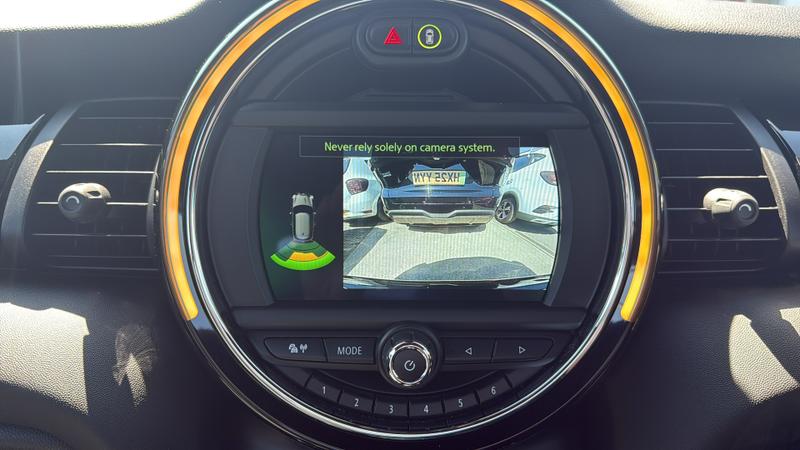 MINI Electric Hatch Photo cohere-407655bdb4f4fdc1b82f91dbe0944cb5ed6c8326.jpg
