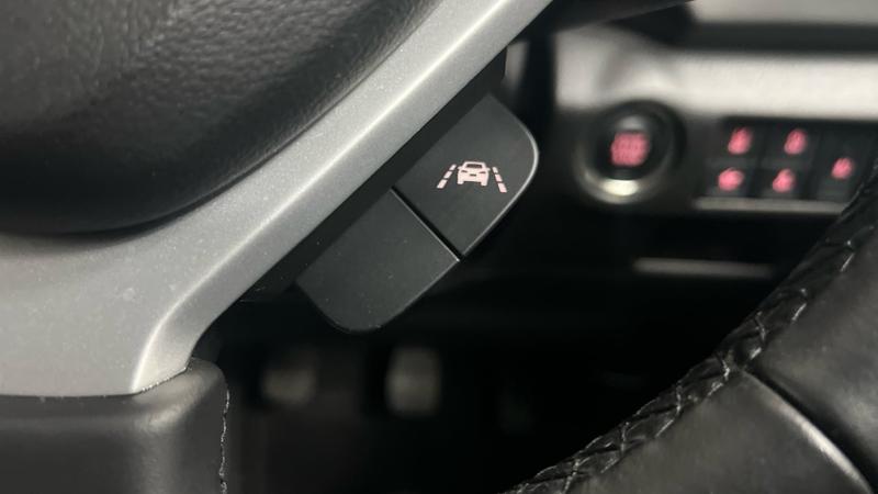 Suzuki S-Cross Photo cohere-408e5ab45adf93ffe24d0b3b01faf0f0b0b81df0.jpg