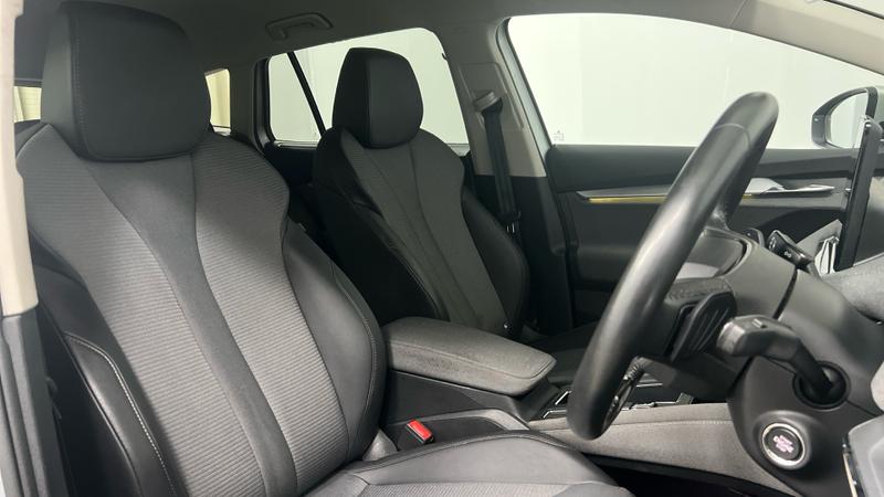 Skoda ENYAQ Photo cohere-413e89b8e79075c85f6e953835aaece0fe9e210d.jpg