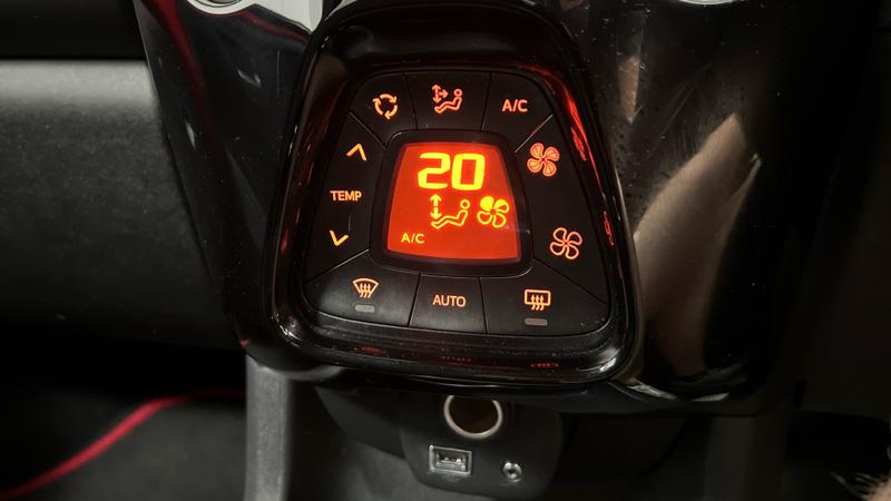 Toyota AYGO Photo cohere-4176b4cd6136d35ed14ea98254ac0f03705c8634.jpg